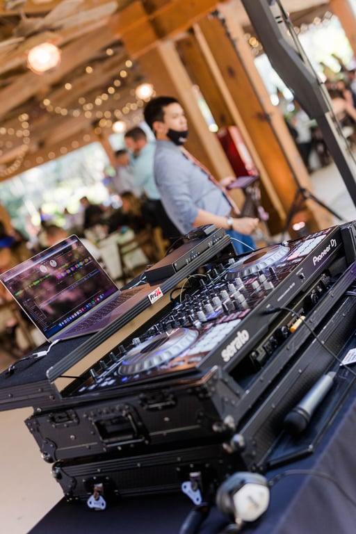 DJ Juan Bunn DJ